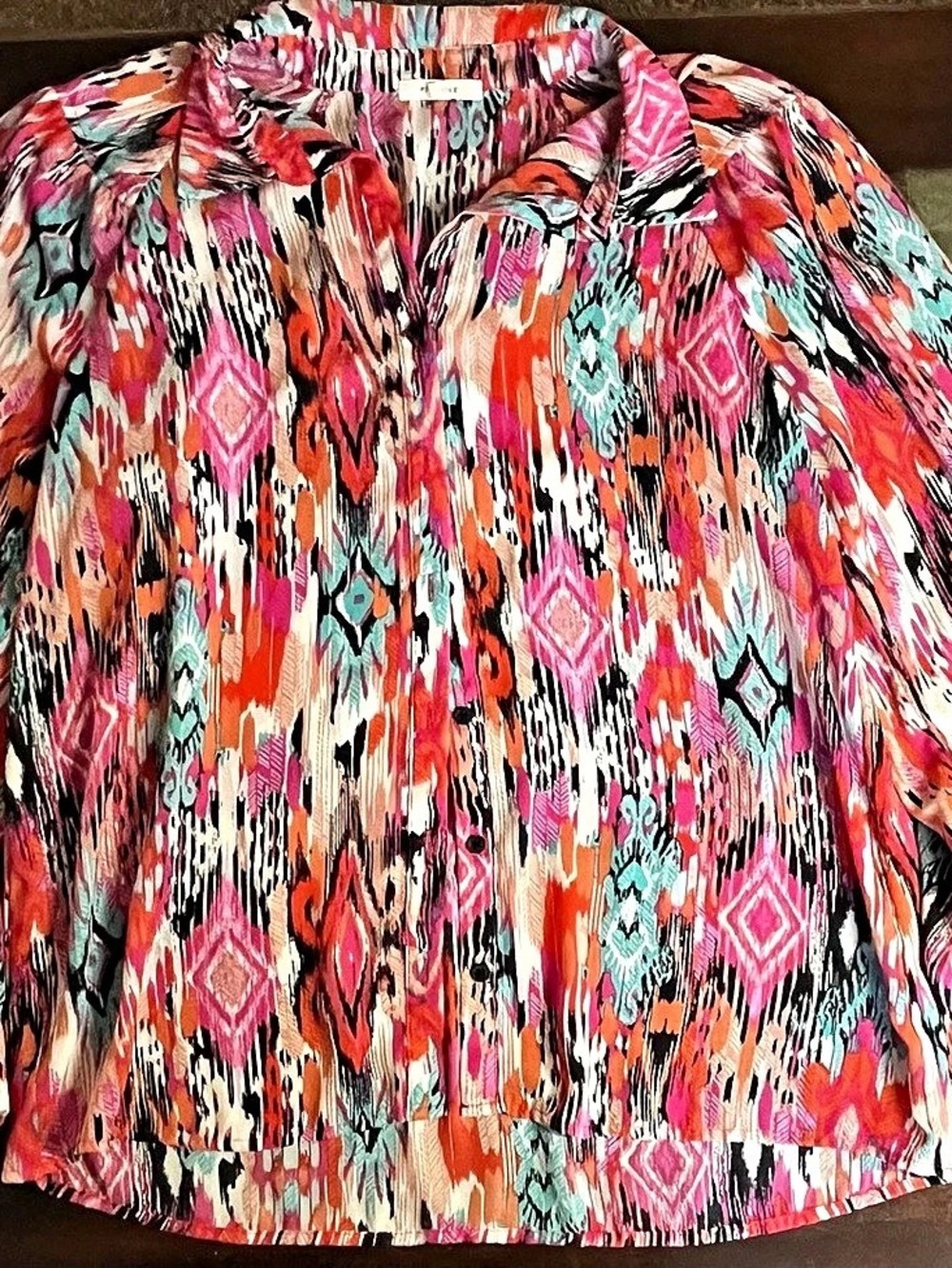 Pleione women’s Geometric Print blouse in Pink & Red Size Medium